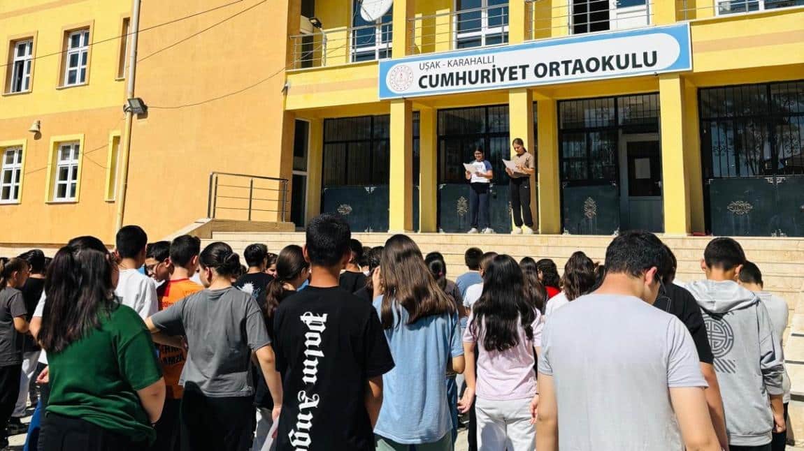 15 Temmuz Demokrasi ve Milli Birlik Günü Anma Programı Okulumuzda Gerçekleşti